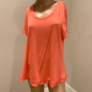 Sunny Leigh short sleeve top